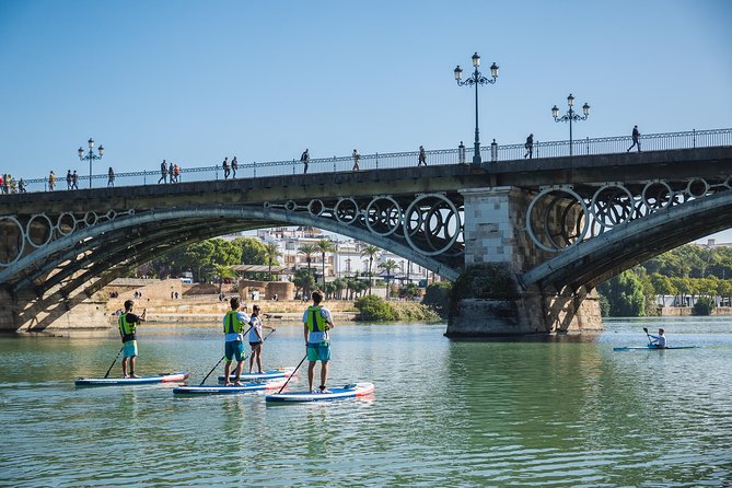 Seville: Paddle Surf Route and Class - A gentle route, with different speeds in the group