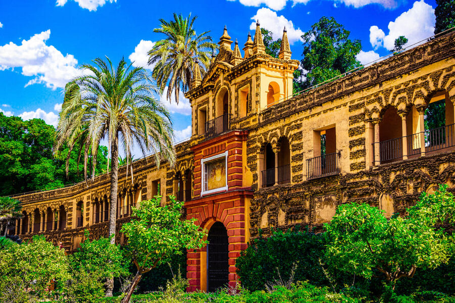 Seville: Priority Access Cathedral, Giralda & Alcázar Tour - Why these three monuments belong together