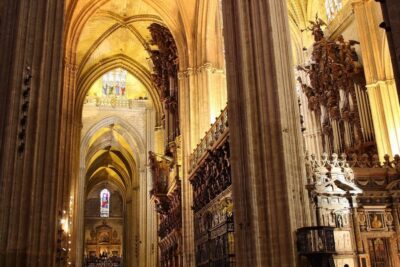 Priority Access Cathedral & Giralda Tour