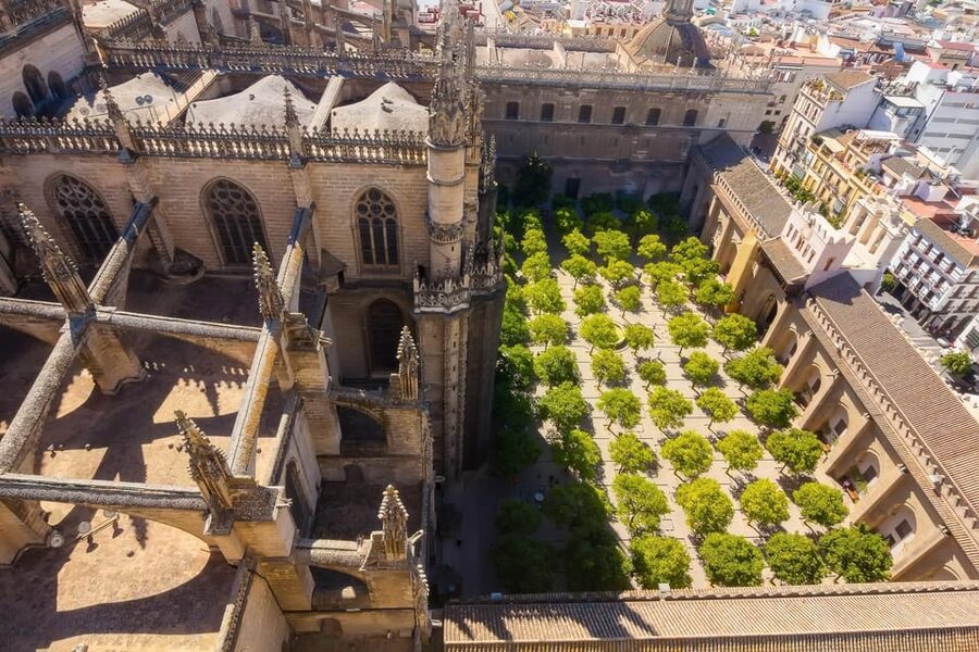 Seville: Priority Access Cathedral & Giralda Tour - The best views over Seville