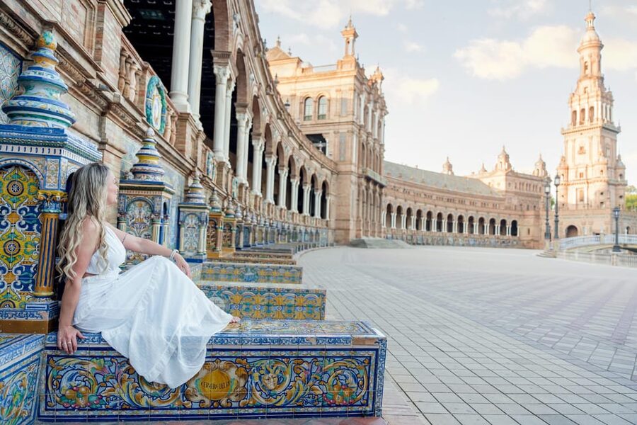 Seville: Professional Photoshoot - Why Plaza de España works so well for portraits