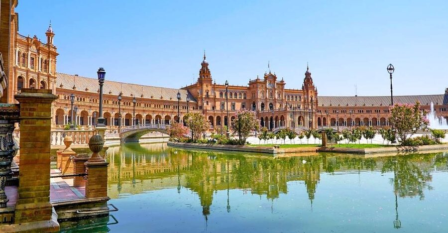 Seville: Small-Group City Highlights Walking Tour - Plaza de San Francisco and the city center