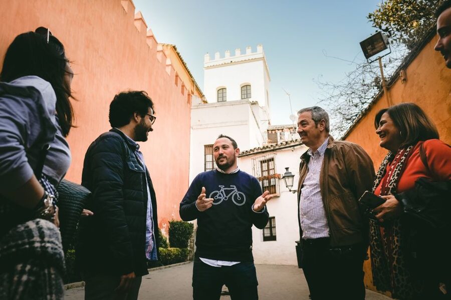 Seville: Small-Group Jewish Quarter Discovery Walking Tour - Plaza del Triunfo and the first layer of Seville