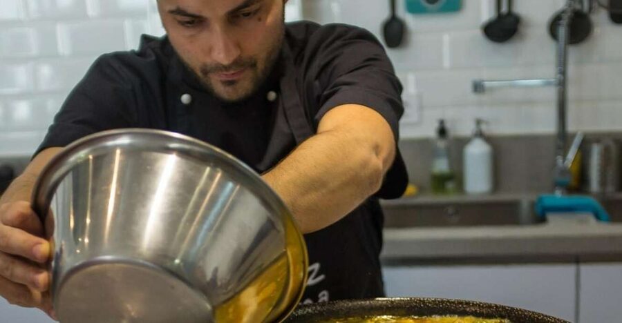 Seville: Spanish Cooking Class with Dinner - Starting at Triana Market on Plaza del Altozano