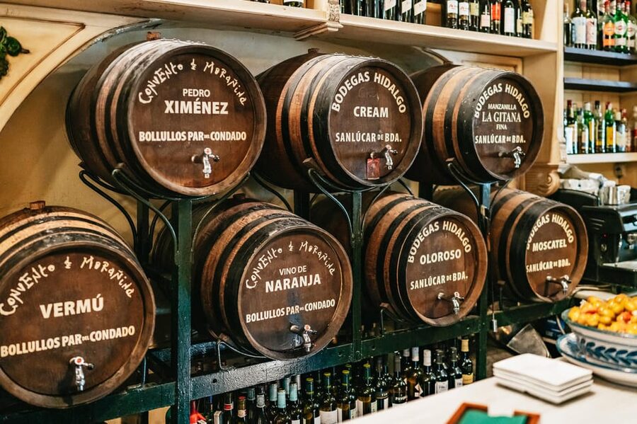 Seville: Tapas, Taverns and History Guided Walking Tour - Handmade ice cream with a Seville theme