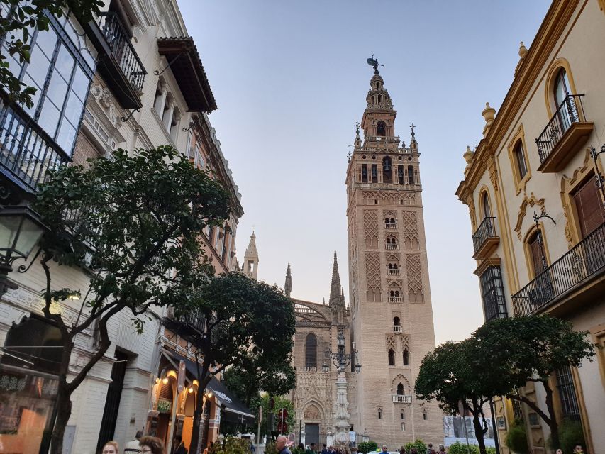 Seville: Tapas, Taverns, and History Walking Tour - Stop three: Seville’s famous 1942 bar