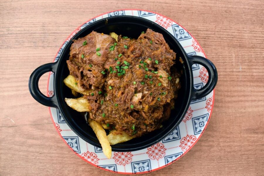 Seville: Tapas, Taverns, and History Walking Tour - What the guides add to the meal
