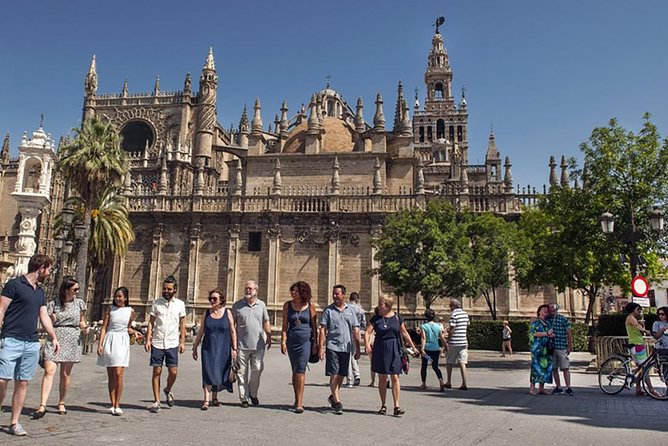 Seville Ultimate Food Tour - Vermouth and tapas at La Candelaria