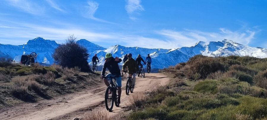 Sierra Nevada Small Group E-Bike Tour - Getting comfortable on the e-bike