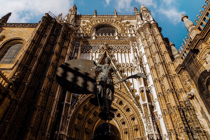 Skip the Line Seville Alcázar, Cathedral & Giralda Guided Tour - Group size, pace, and physical effort