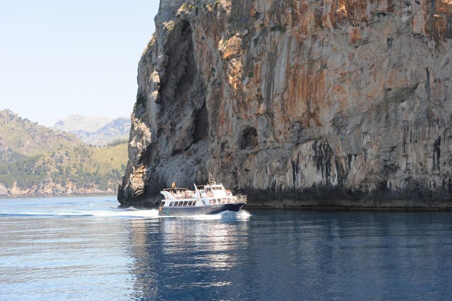 Sóller: Boat Trip to Sa Calobra and Torrent de Pareis - The boat ride from Port de Sóller