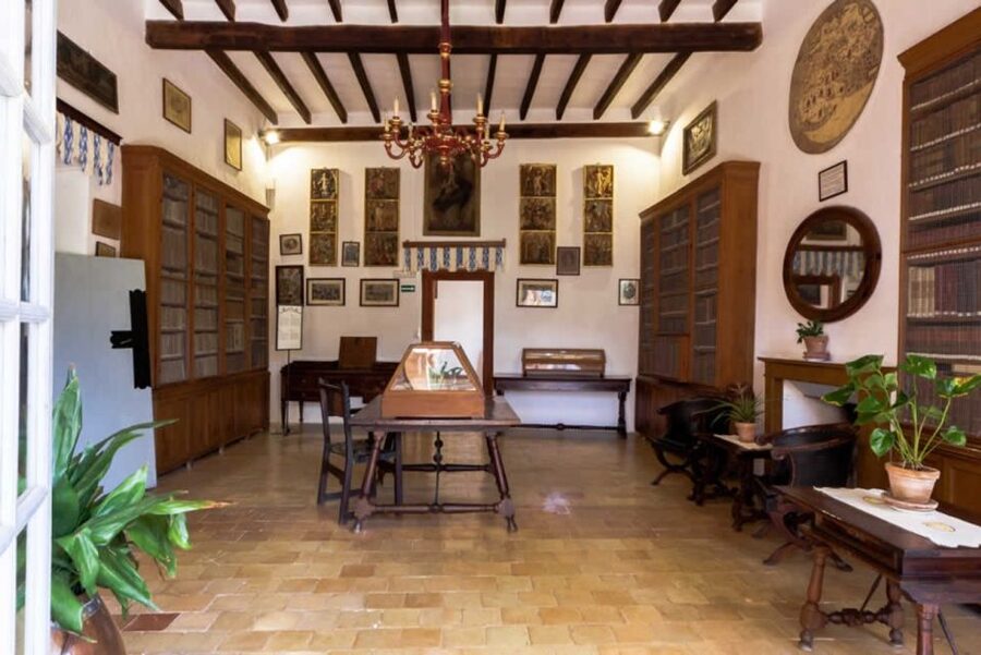 Sóller: Jardines de Alfabia Entrance Ticket - Reading five centuries in one Mallorcan house
