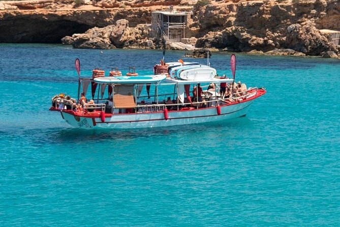 Sunset Beach Tour 3 HS all Inclusive ( Paddle boards , Kayaks & Snorkeling) - What the $107.68 price covers
