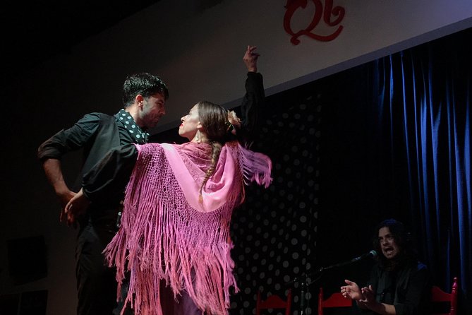 Tablao Flamenco Orillas de Triana Ticket - Triana gives the evening a useful setting