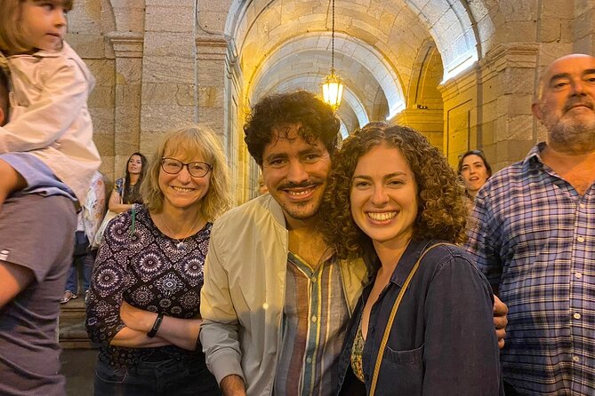 Tapas Tour of Santiago de Compostela - Three bars, three drinks, and a changing plate of tapas