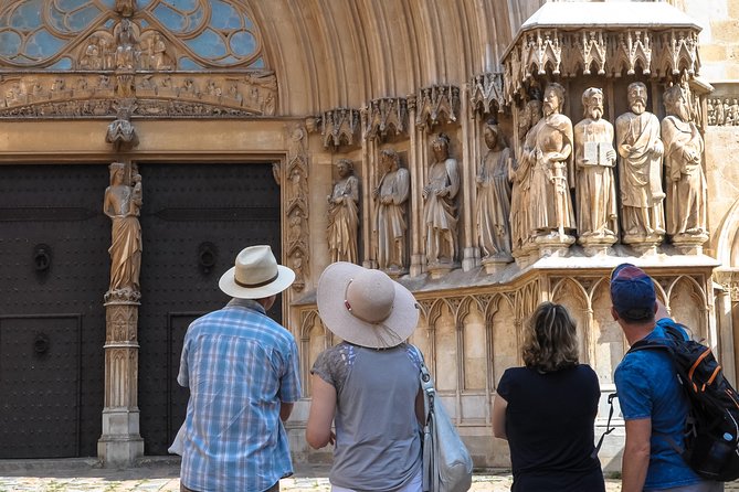 Tarragona and Sitges Small Group Tour - Roman History & Culture - What the small minivan changes