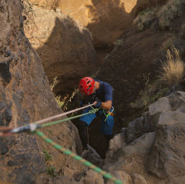 Tenerife: Los Arcos Canyoning Tour with Guide - The 45-minute approach sets the tone