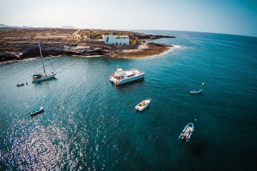 Tenerife: Marine-Life Tour with Transfer, Buffet and Drinks - The swim and snorkel stop in a sheltered bay