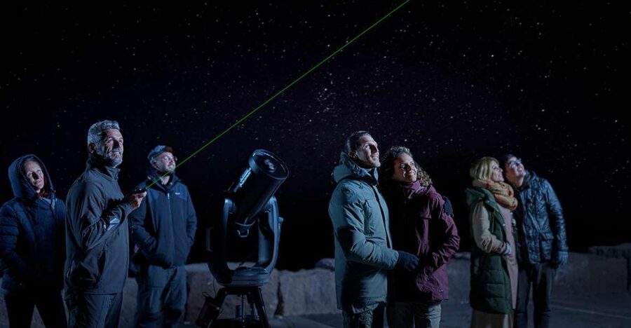 Tenerife: Mount Teide Sunset and Night Tour with Pickup - The temperature drops after sunset