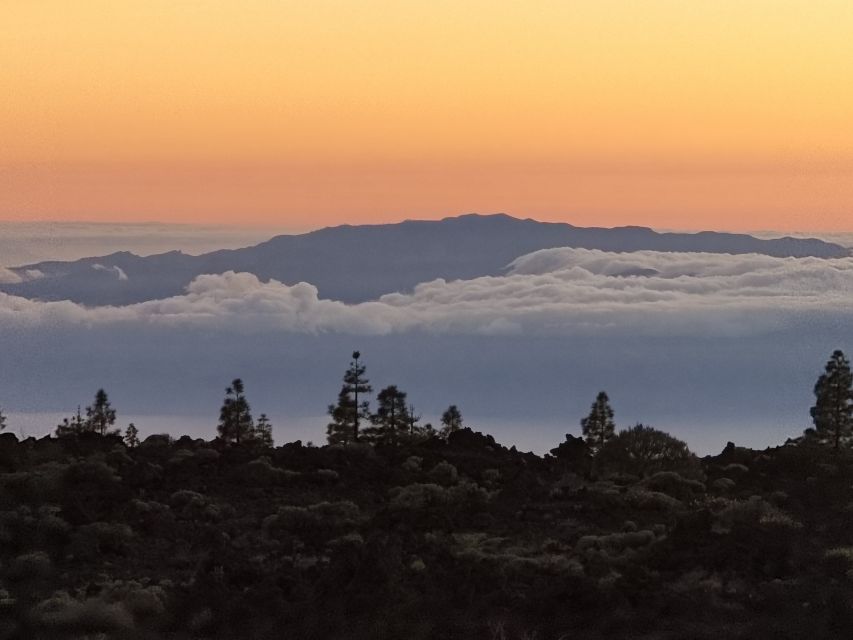 Tenerife: Sunset and Stargazing at Teide National Park - Moving to the darker stargazing viewpoint