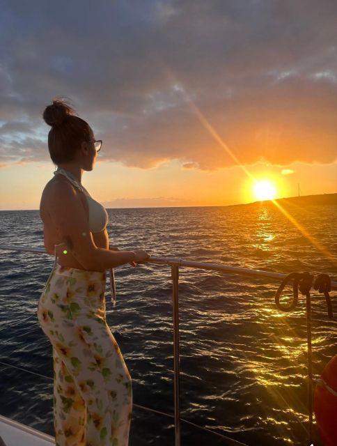 Tenerife: Sunset Catamaran Tour with Transfer, Buff & Drinks - Watching whales and dolphins in their natural home