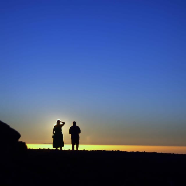 Tenerife: Sunset Night Tour and Stargazing at Teide + Dinner - Why Teide is such a good place to study the sky
