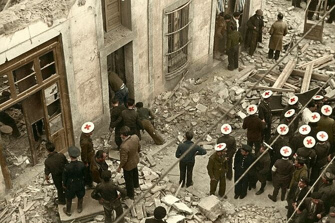 The Spanish Civil War & Franco Barcelona Walking Tour - Antic Hospital de la Santa Creu: an older building in a newer conflict