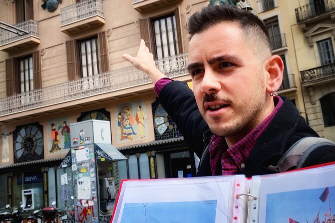 The Spanish Civil War & Franco Barcelona Walking Tour - Plaça Sant Felip Neri: beauty and destruction in one small square
