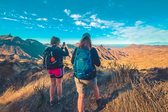 The Volcano Heart Tour: Hiking, Tasting and Sunset Experience - Tajinaste Restaurant provides a welcome hour at the table
