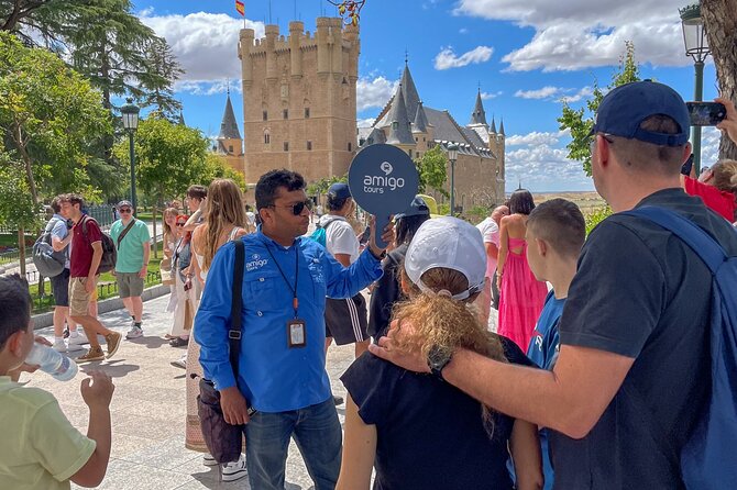 Toledo, Segovia and Avila from Madrid with Tickets and Lunch - The guides shape the experience