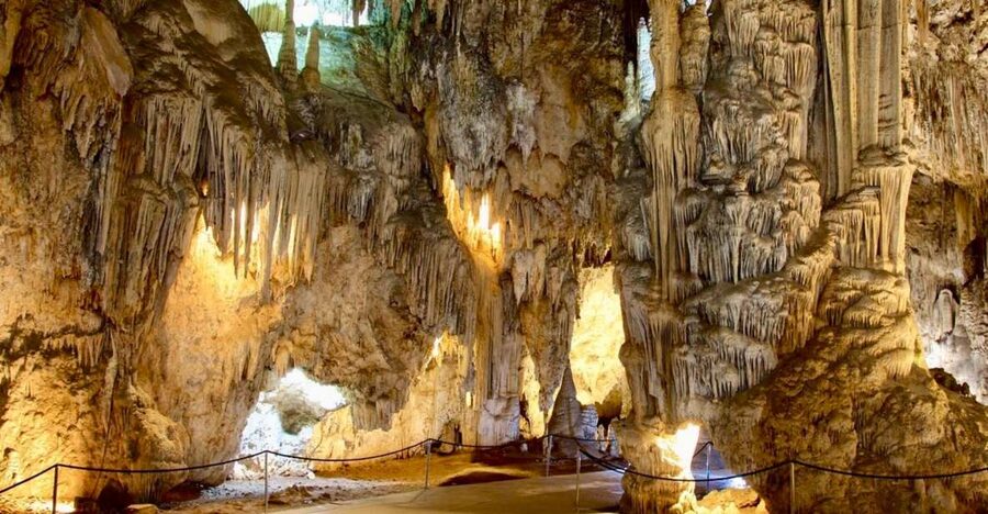 Torremolinos/Benalmadena: Nerja Caves Tour with Frigiliana - Frigiliana: white lanes, views, and a small wine stop