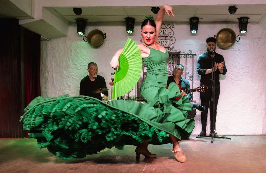 Torremolinos: Flamenco Show with Drinks - Seating is the detail that can shape your night