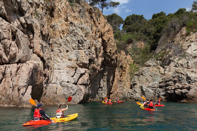 Tossa de Mar: Kayak & Snorkel Tour with Paella from Barcelona - Lunch with paella in front of the main beach