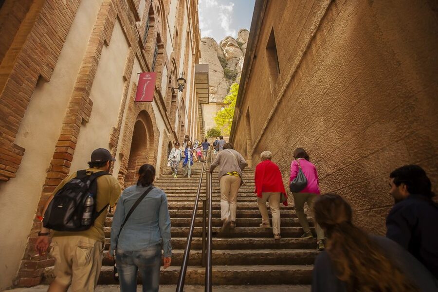 Tot Montserrat: Transport, Museum Tickets, and Lunch - How much time should you allow?