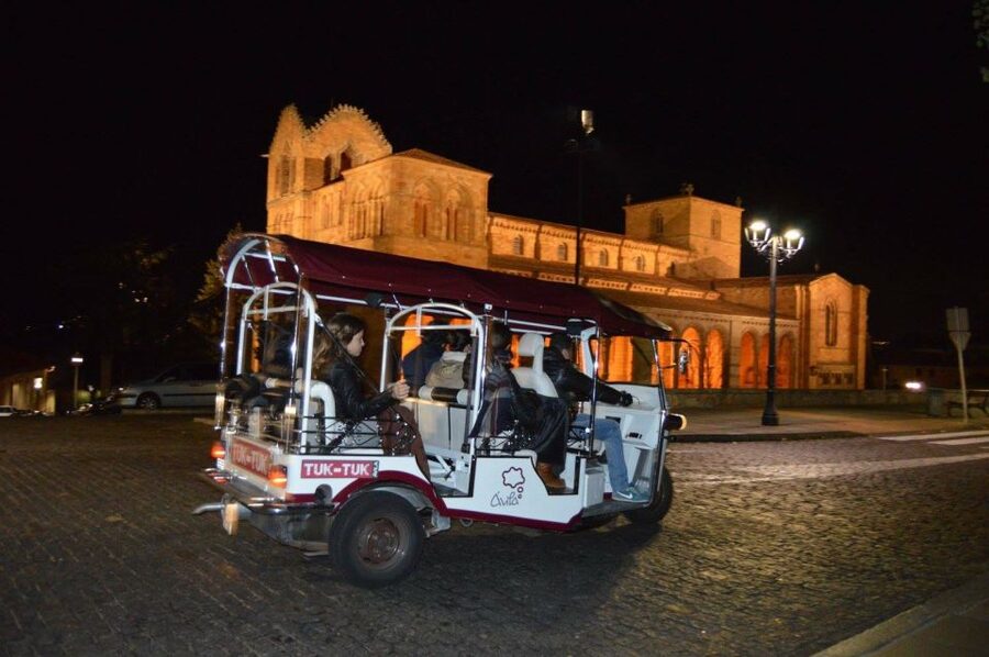 Tour Guiado En Tuk Tuk Recorre Avila De La Forma Mas Comoda - Starting at Calle San Segundo, 44