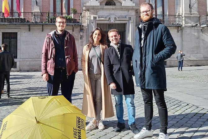 Tour "Madrid of the Austrias" | Old Town ❤️ - Plaza de la Villa reveals medieval Madrid