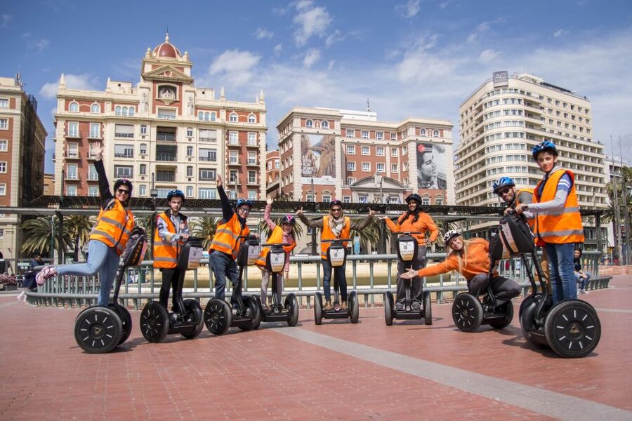 Tour to Gibralfaro - One hour or two hours: check the timing before you pay