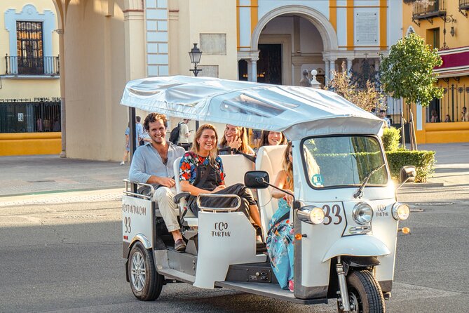 Tour Welcome Seville with Local Guide in Eco Tuk Tuk Private - Plaza de España and María Luisa Park