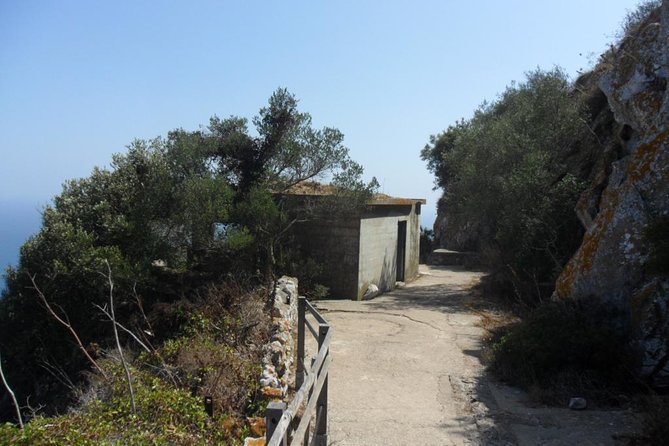 Upper Rock Walking Tour - The first climb: batteries and old defenses