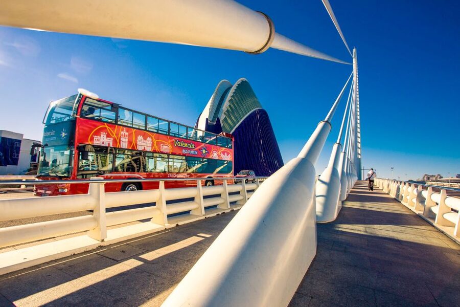 Valencia: 24 or 48-Hour Hop-on Hop-off Bus Ticket - The audio guide, seating, and bus comfort