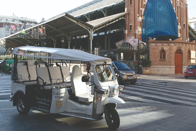 Valencia Complete Tour by Tuk Tuk - The City of Arts and Sciences in ten minutes