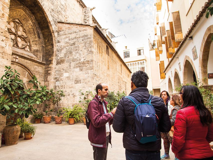 Valencia: Essentials and World Heritages Sites Walking Tour - The cathedral area and Valencia’s religious past