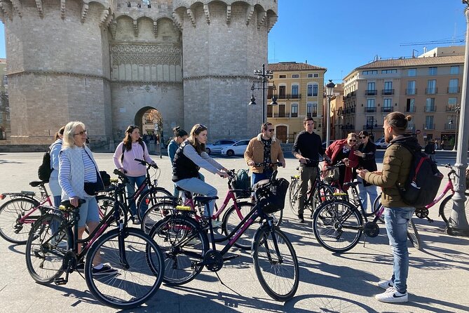 Valencia Highlights Bike Tour - Starting at Plaza de l’Ajuntament