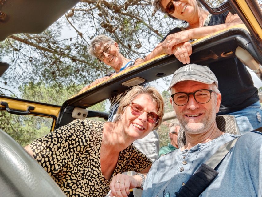 Valencia: Jeep Safari Mountain Adventure - Tapas, drinks, music, and photos