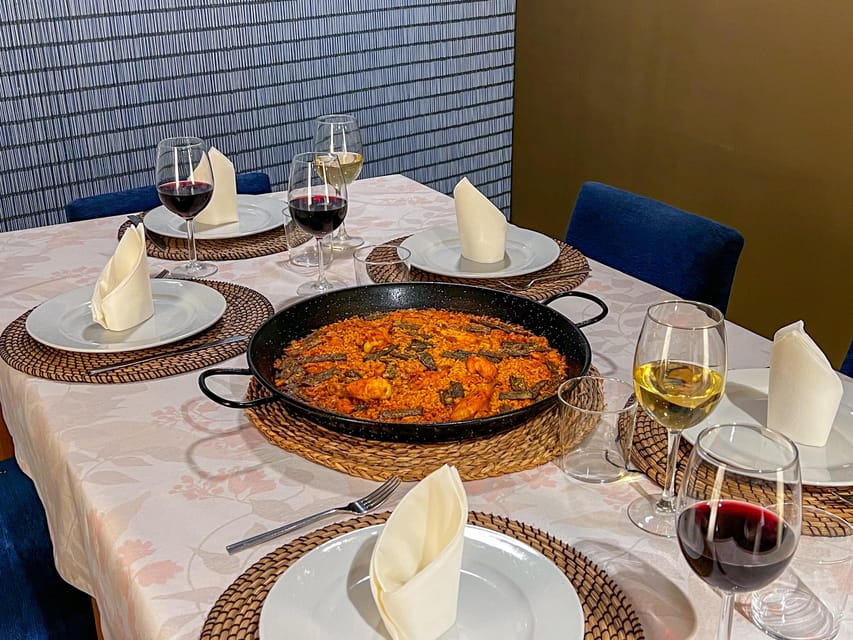 Valencia: Paella Cooking Class with Central Market Tour - Eating the paella you made
