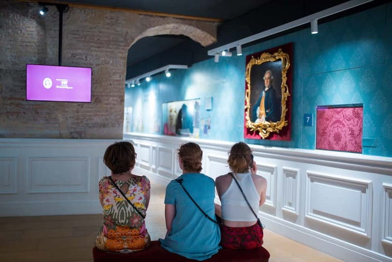 Valencia: San Nicolas, Silk Museum and Santos Juanes Church - Key points to know before you go