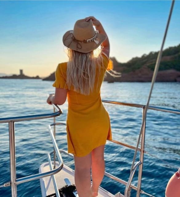 Valencia: Sunset or Daytime Catamaran Cruise with Drink - What this Valencia cruise actually offers