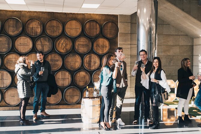 Visit Coastal Vineyard - The San Cibrao viewpoint and Miño River scenery