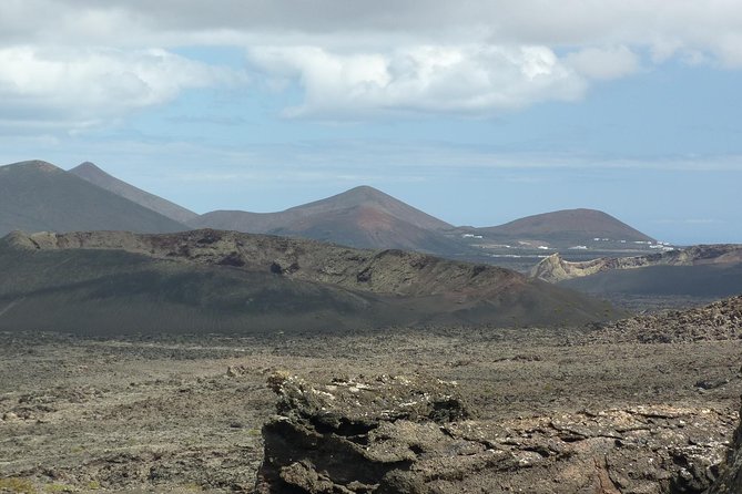 Volcano Hike - Timanfaya eruptions - Walking into Lanzarote’s eruption country
