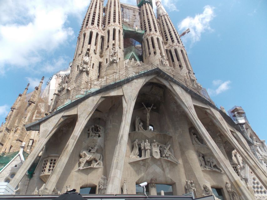 Welcome to Barcelona: Private Tour with a Local - Markets, Groceries, and Practical Food Advice